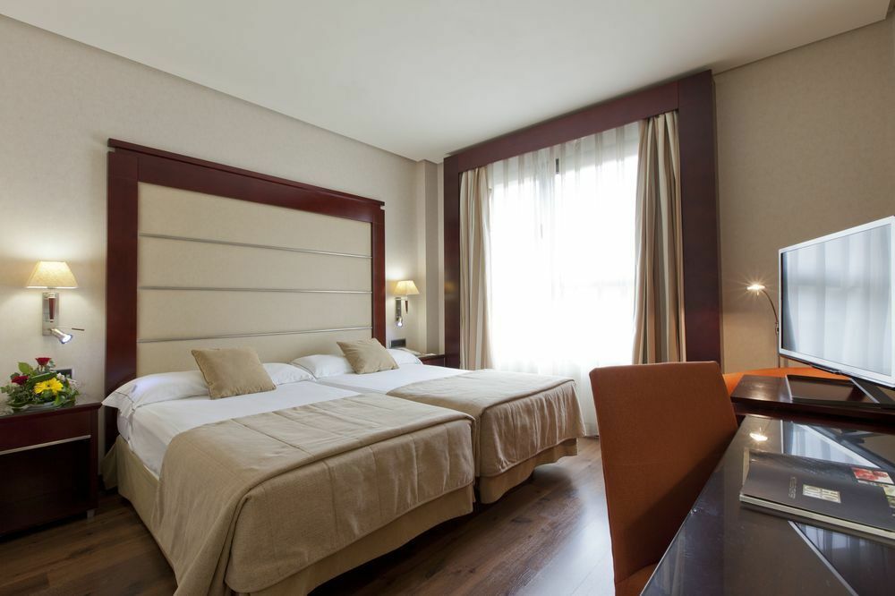Hotel Center
