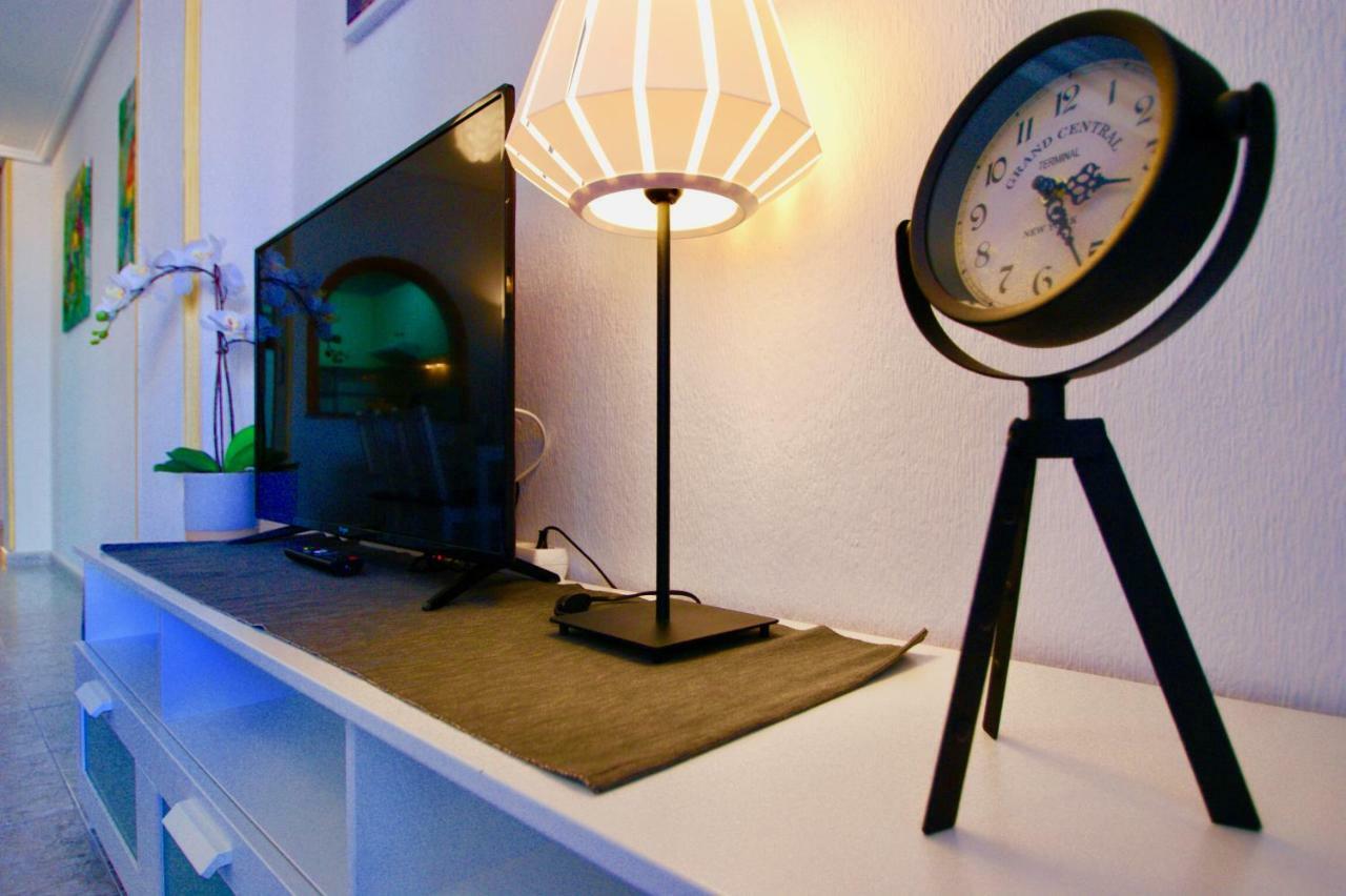 08 Absolute Beach - New - Ac/wifi Apartment *