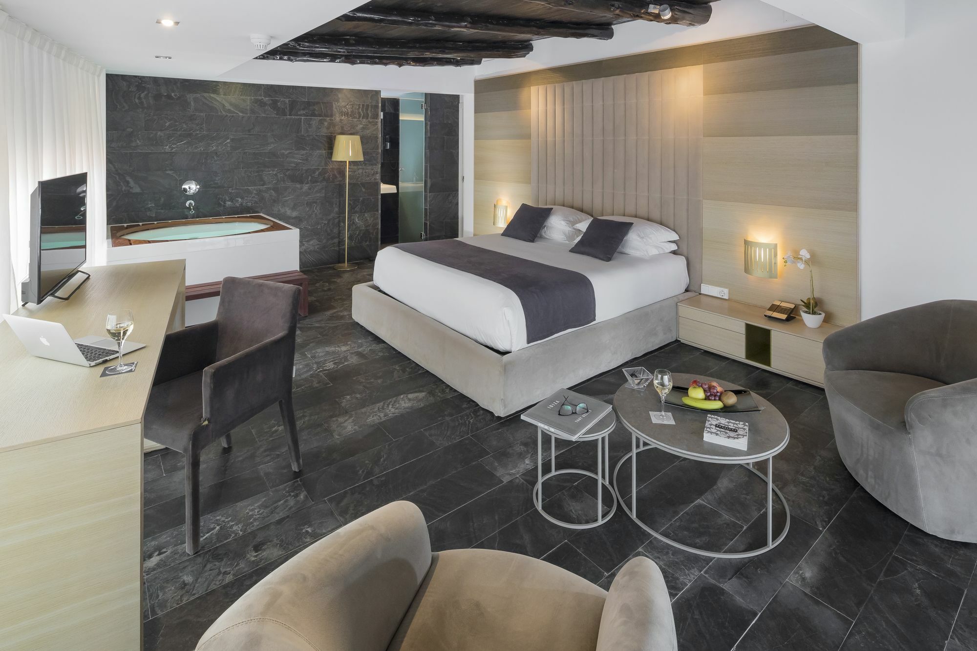 Hotel Boutique Ses Pitreras 4*