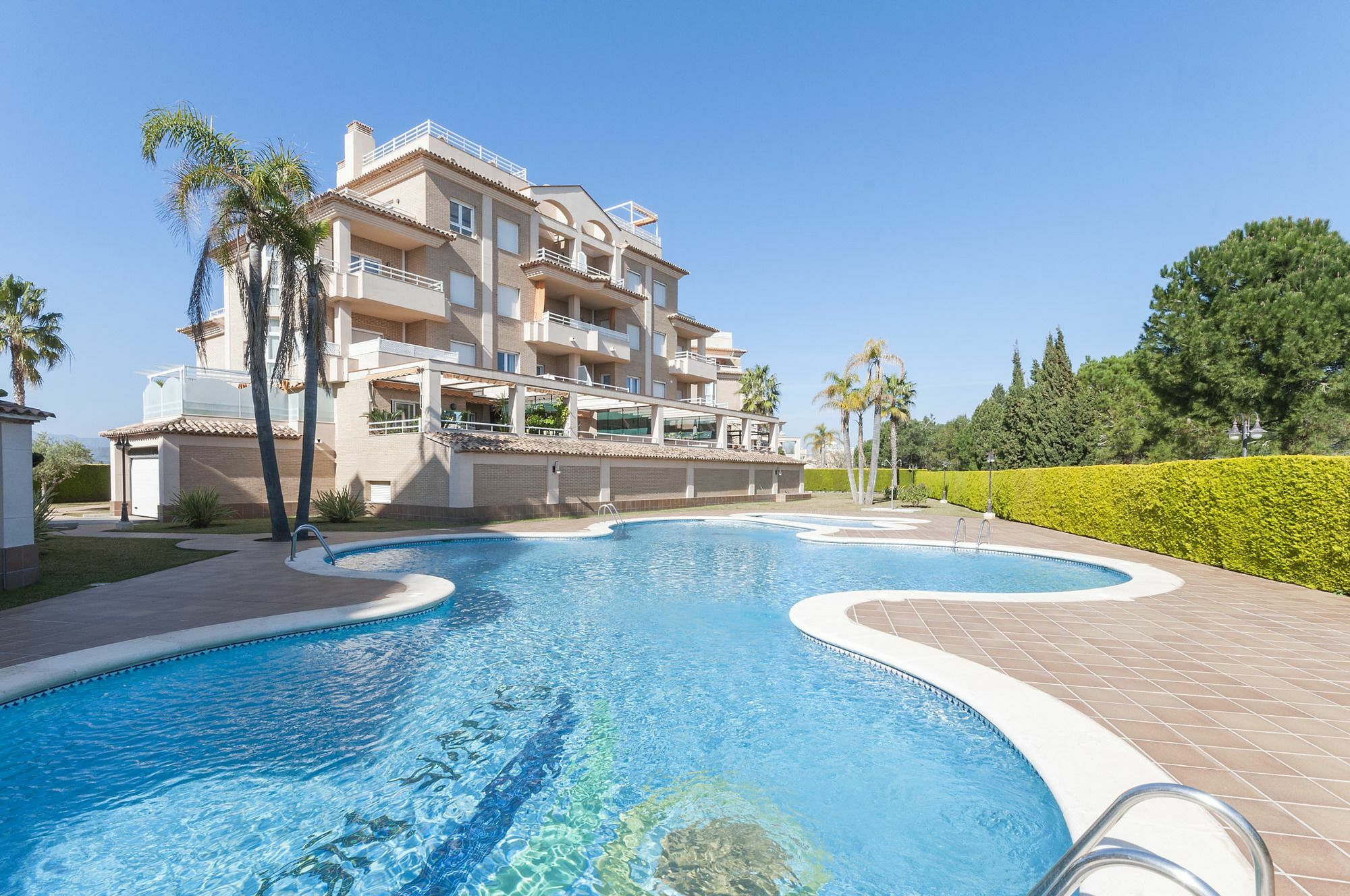 Camelot Villa *