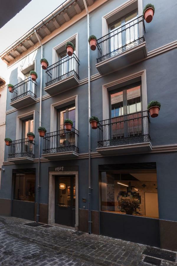 Hostal Nut