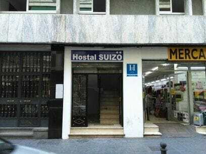 Guest house Hostal Suizo