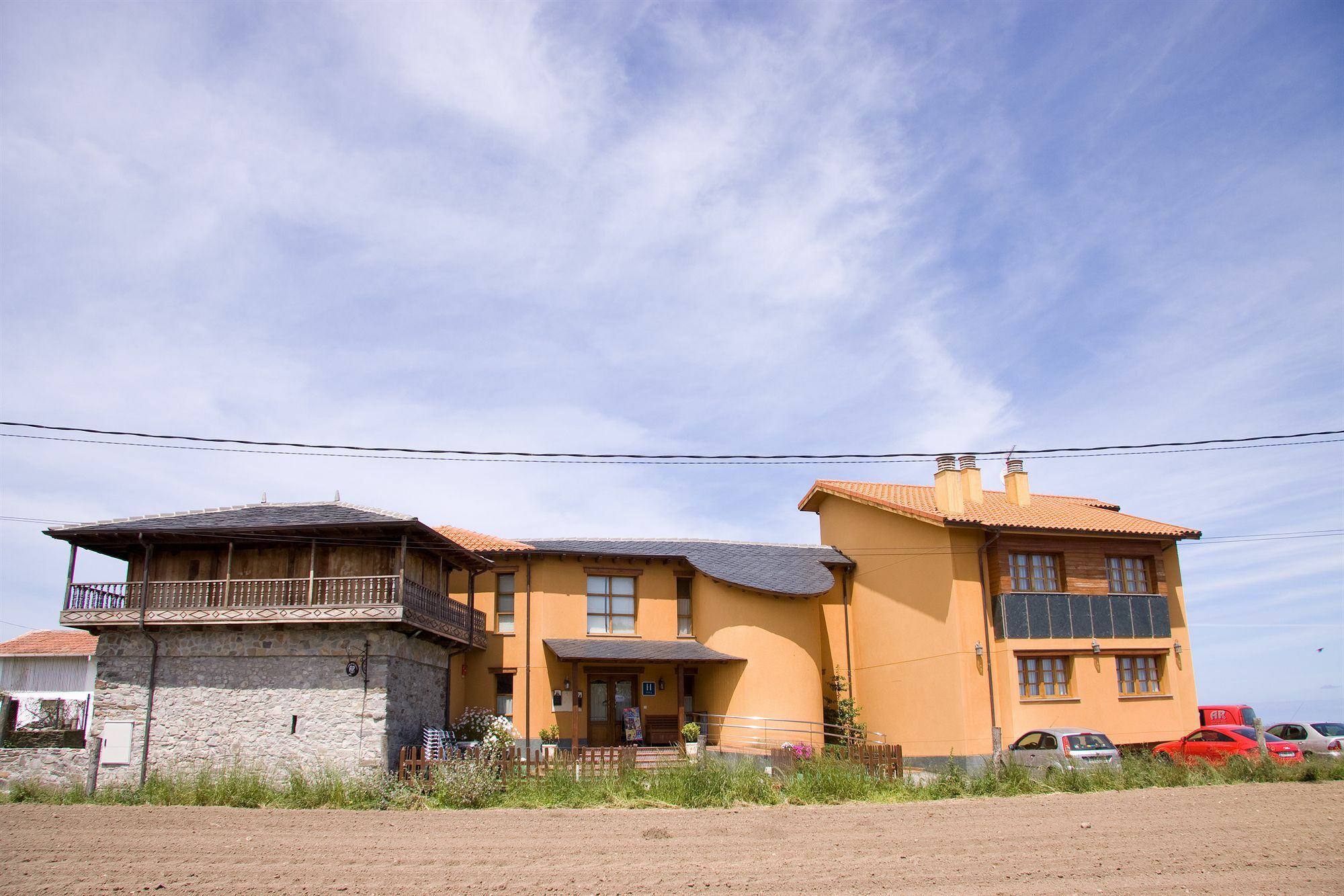 Astur Regal 3*