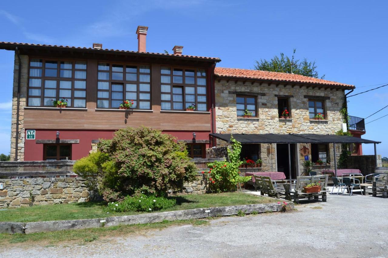 Country house Rurales La Cirigueena