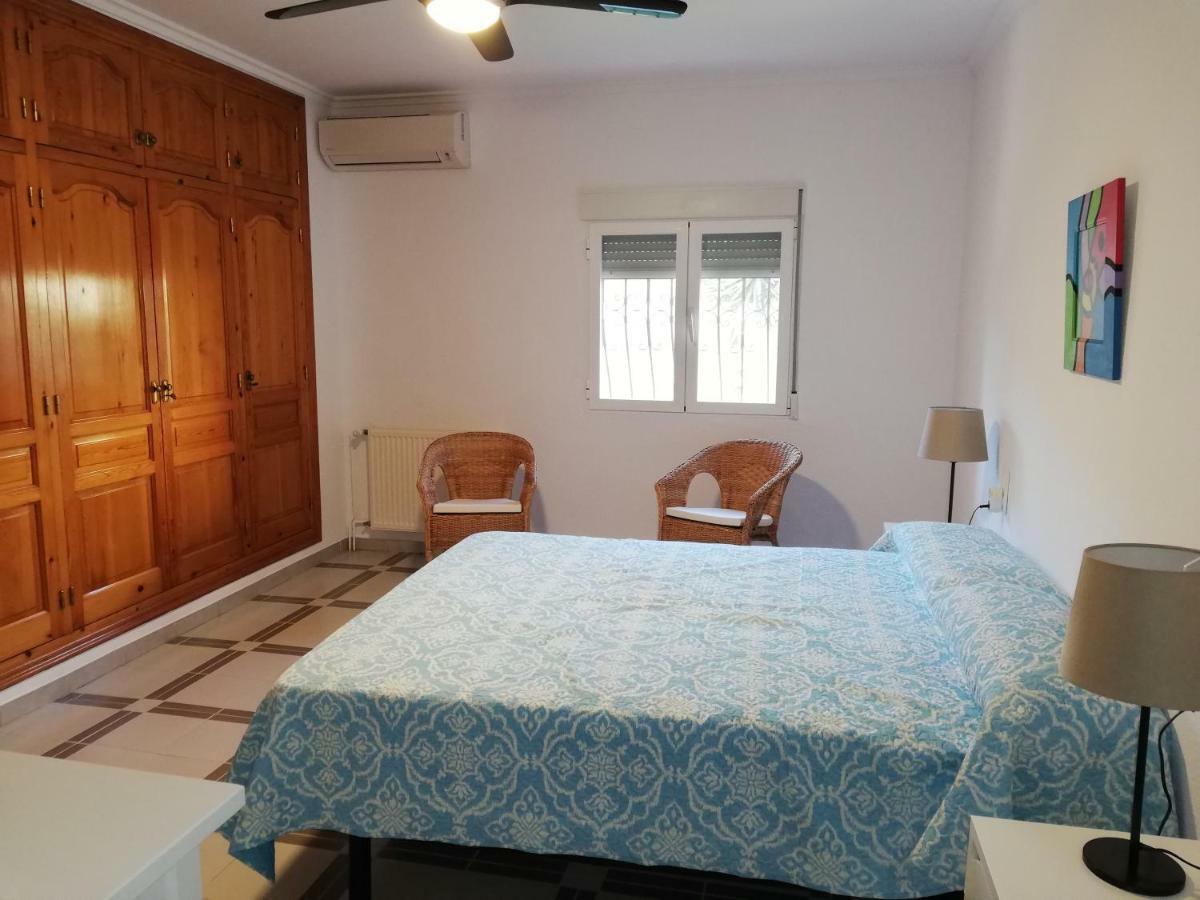 Villa Adel Locdenia