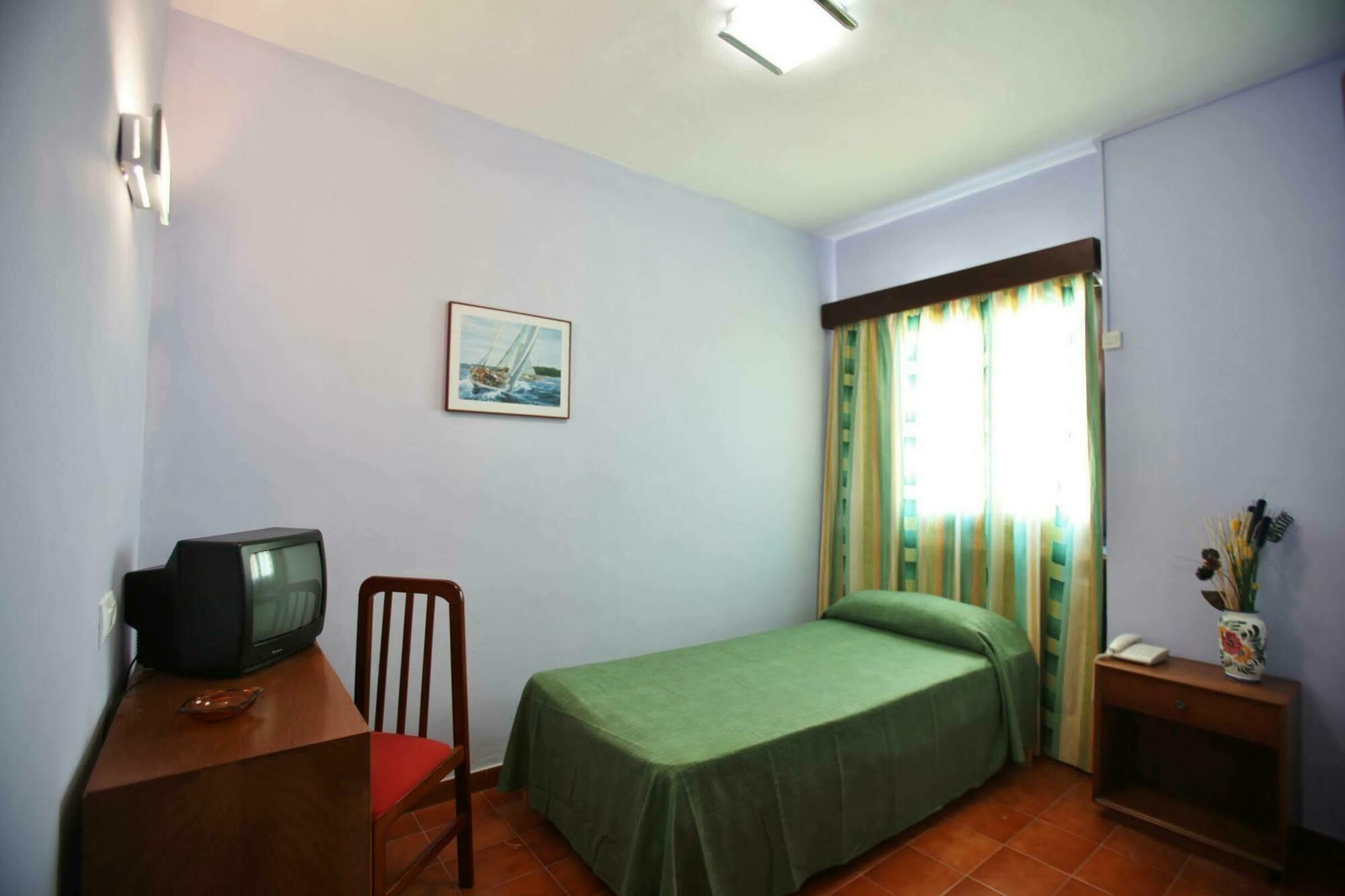 Hotel Azuline Galfi (adults Only) San Antonio Abad