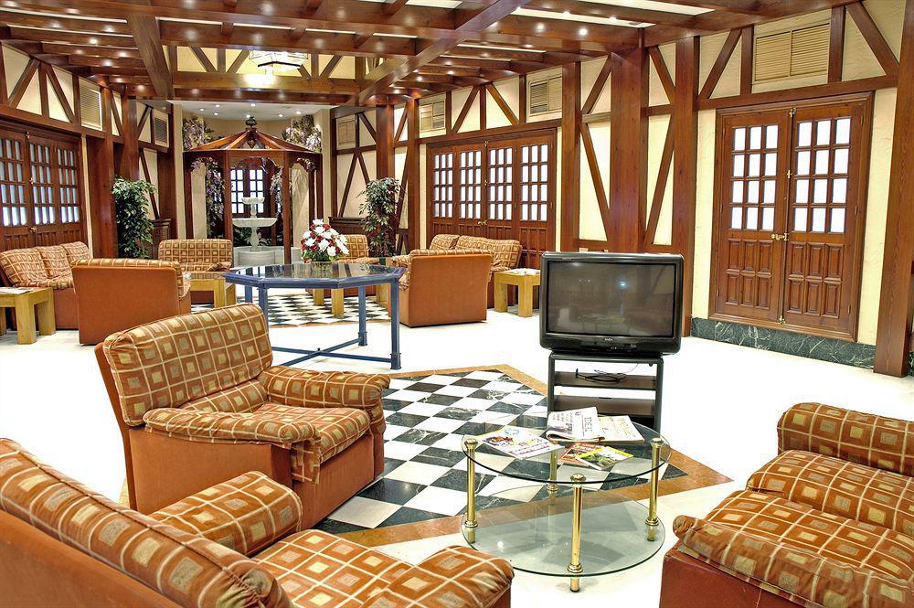 Catalonia Hotel 4*