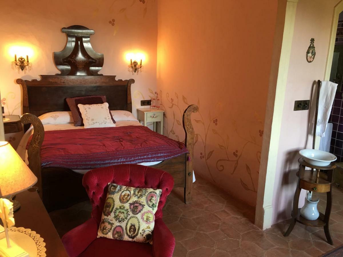 Masia Can Vive Hotel