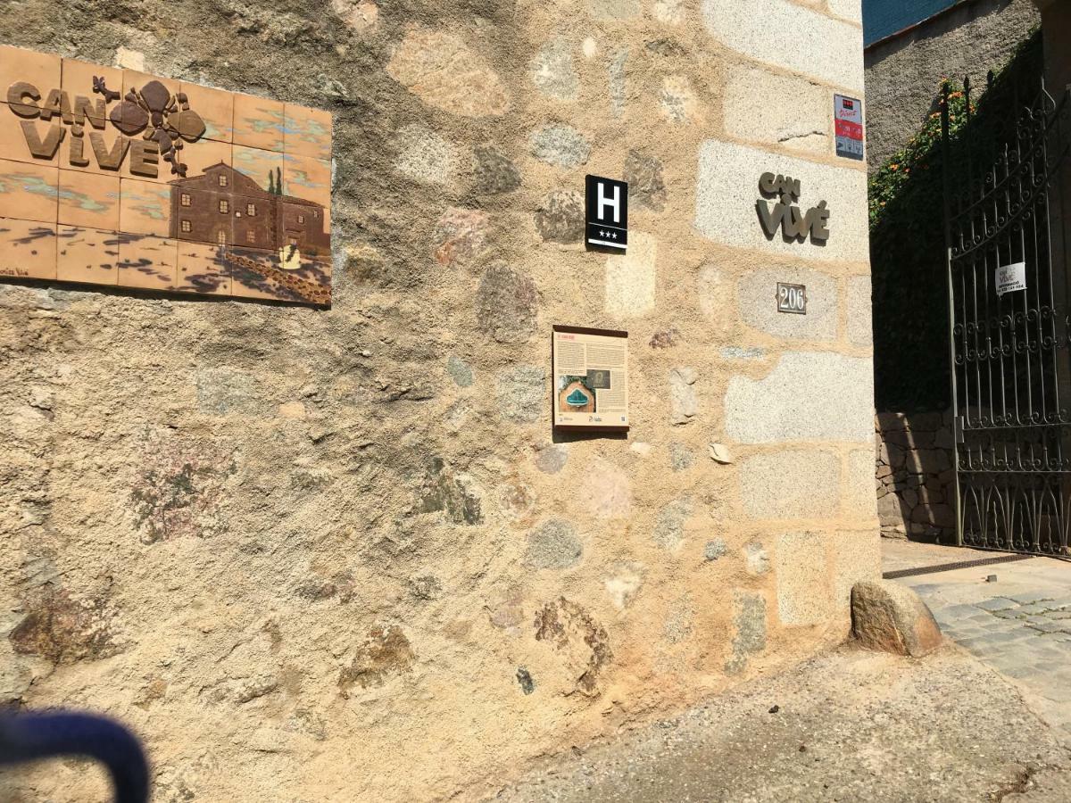 Hotel Masia Can Vive 3*