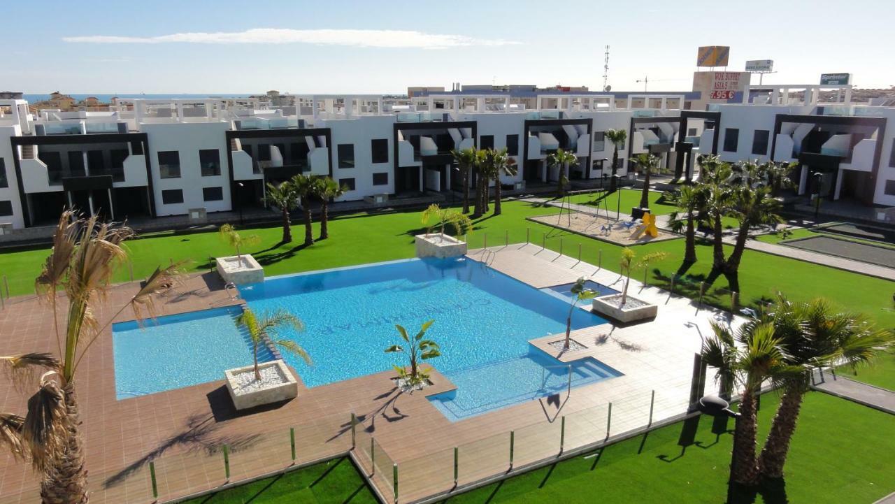 Apartment Oasis Beach 5 *