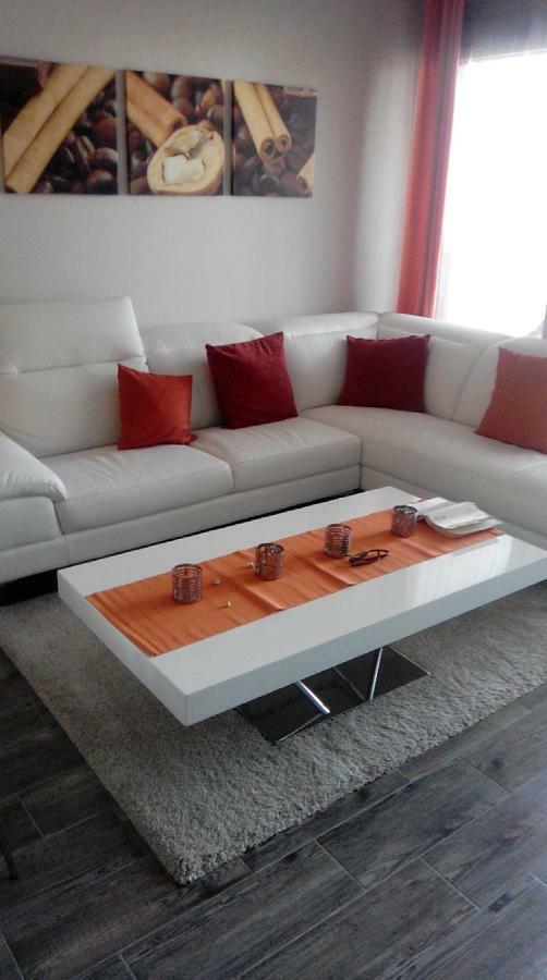 Apartment Oasis Beach 5 *
