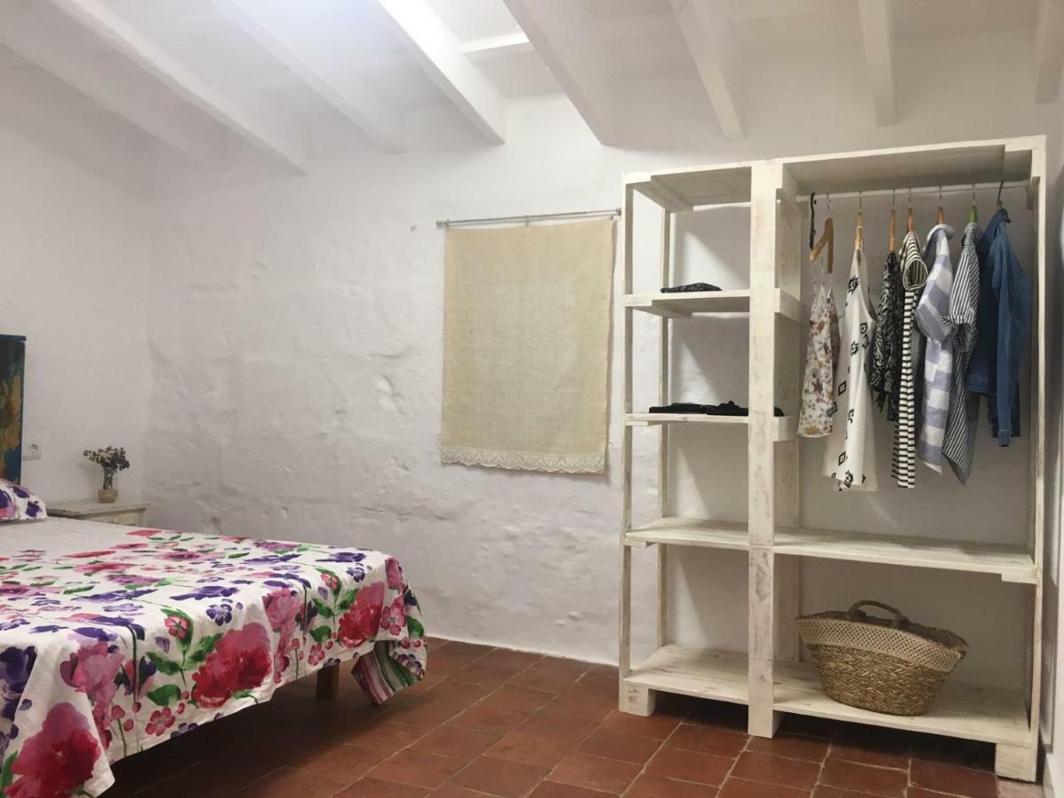 Refugi Biniati Vell Hostal *