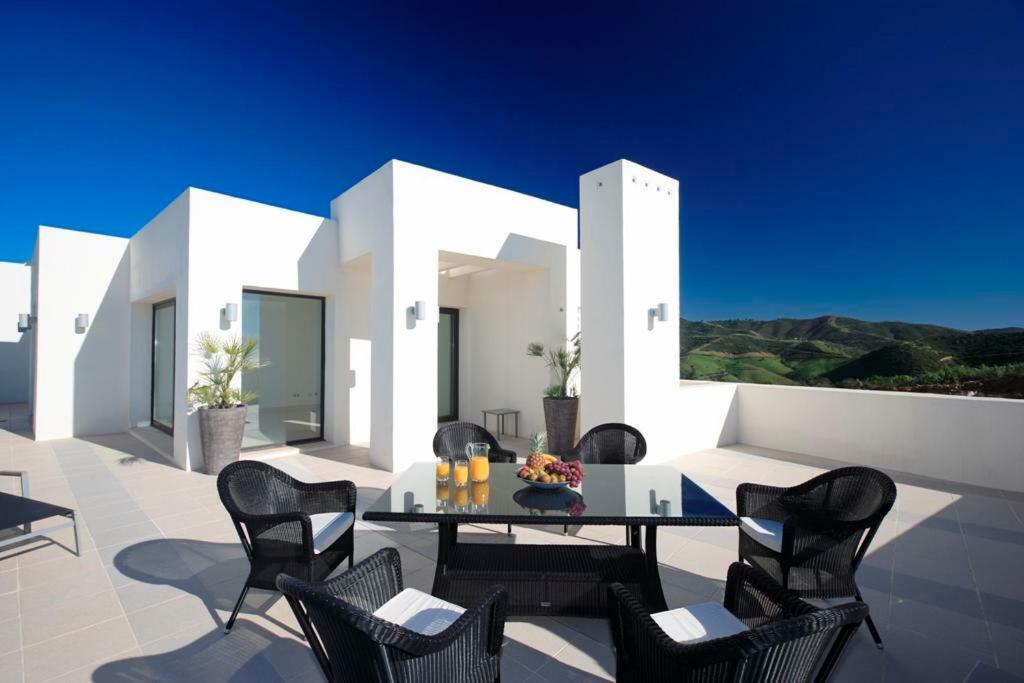 Samara * Marbella