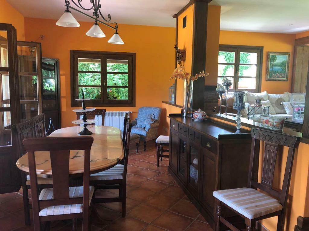 Lugar Сasa de vacaciones Meluerda