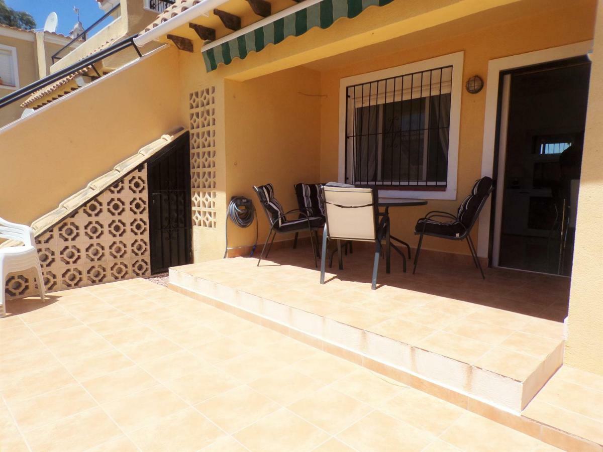 Apartamento Ground Floor Overlooking Pool *