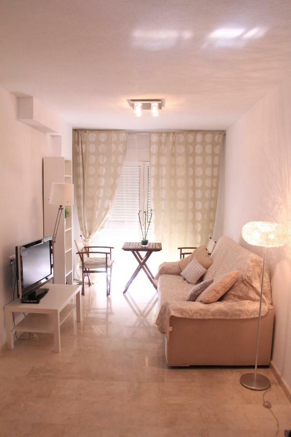 Sunny Apartments, Centre Apartment