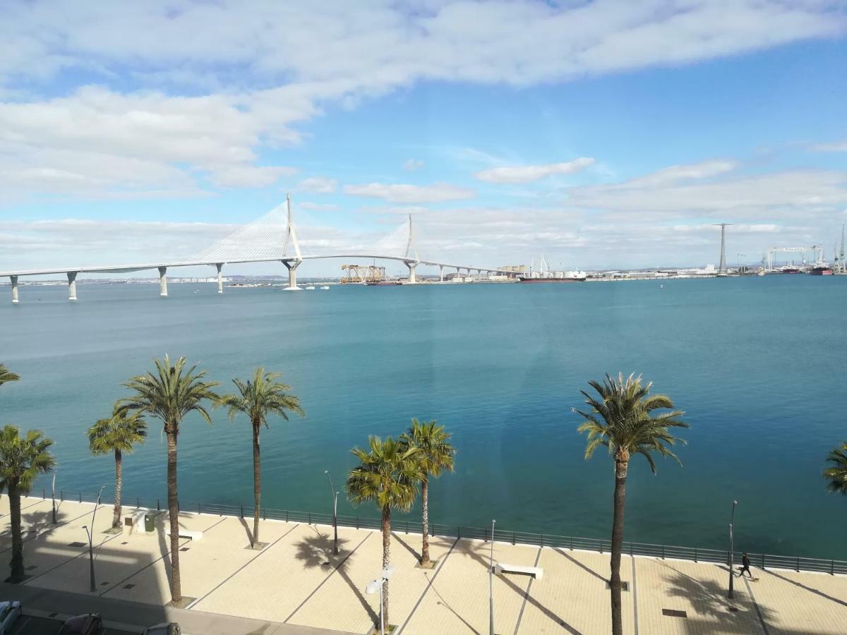 Bay *