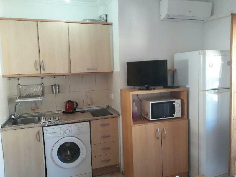 Studio Calle María Gil Vallejos 32 Torrevieja