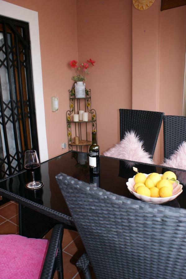 Calle Rigoletto Costa Blanca * Villamartin (Valencia)
