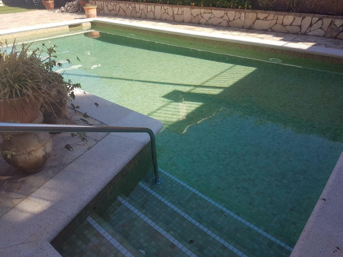 Estudio Con Terraza Y Piscina En La Costa Brava Apartment *