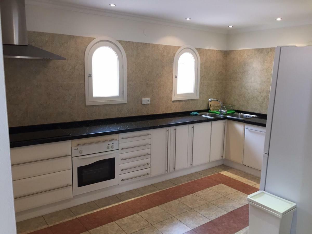 Villa 2 Pools - 24 Persons Altea