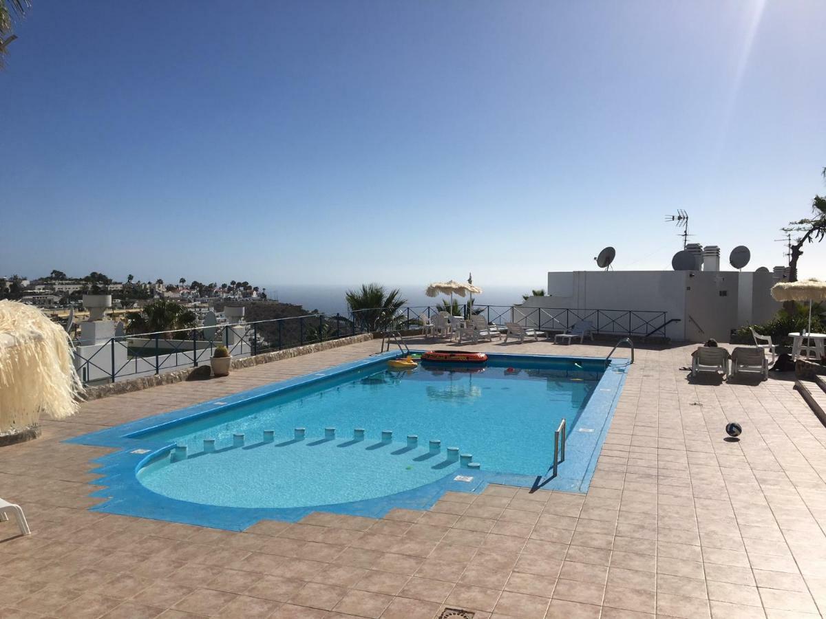 With A View Apartment *
