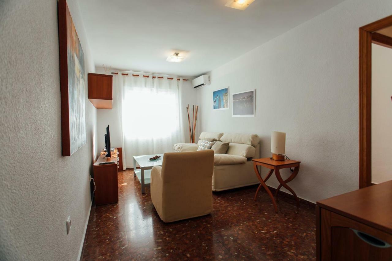 Comfortable- 2bd 1bth- Triana * Sevilla