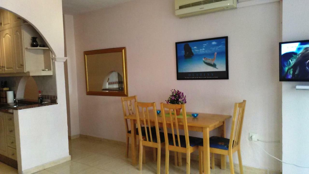 Downtown With Wifi & Tv Box Apartamento *