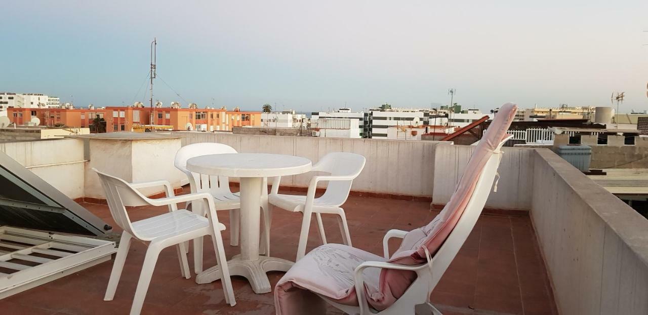 Apt. Flor 2 Playa Ingles Wifi Free.