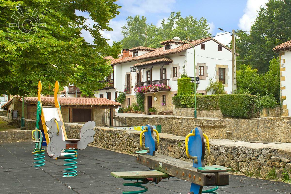 Revolgo * Santillana del Mar
