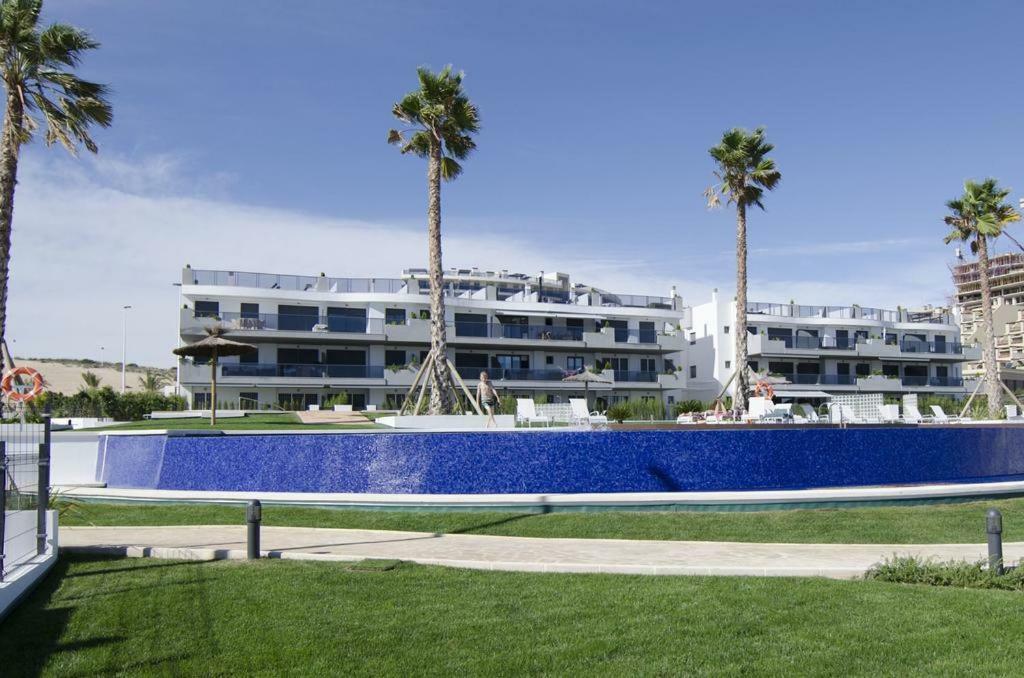 Luxury Front Apartamento Arenales del Sol