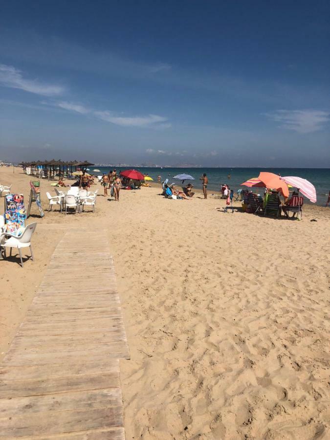 Luxury Front Apartamento Arenales del Sol