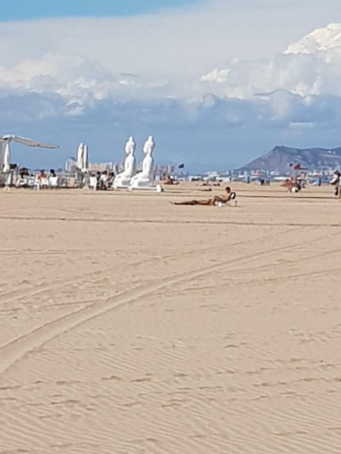 Chillout Grau De Gandia- Attico 6 Personas Invitamos Familias Y Jovenes, Dos Banos