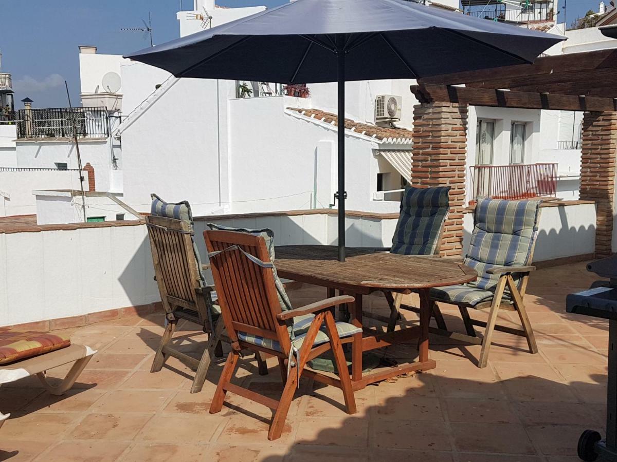 Competa Suites *