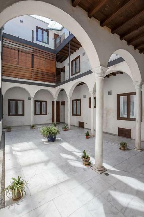 Bustos Tavera Apartment