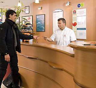 Ibis Montmelo Hotel 2*