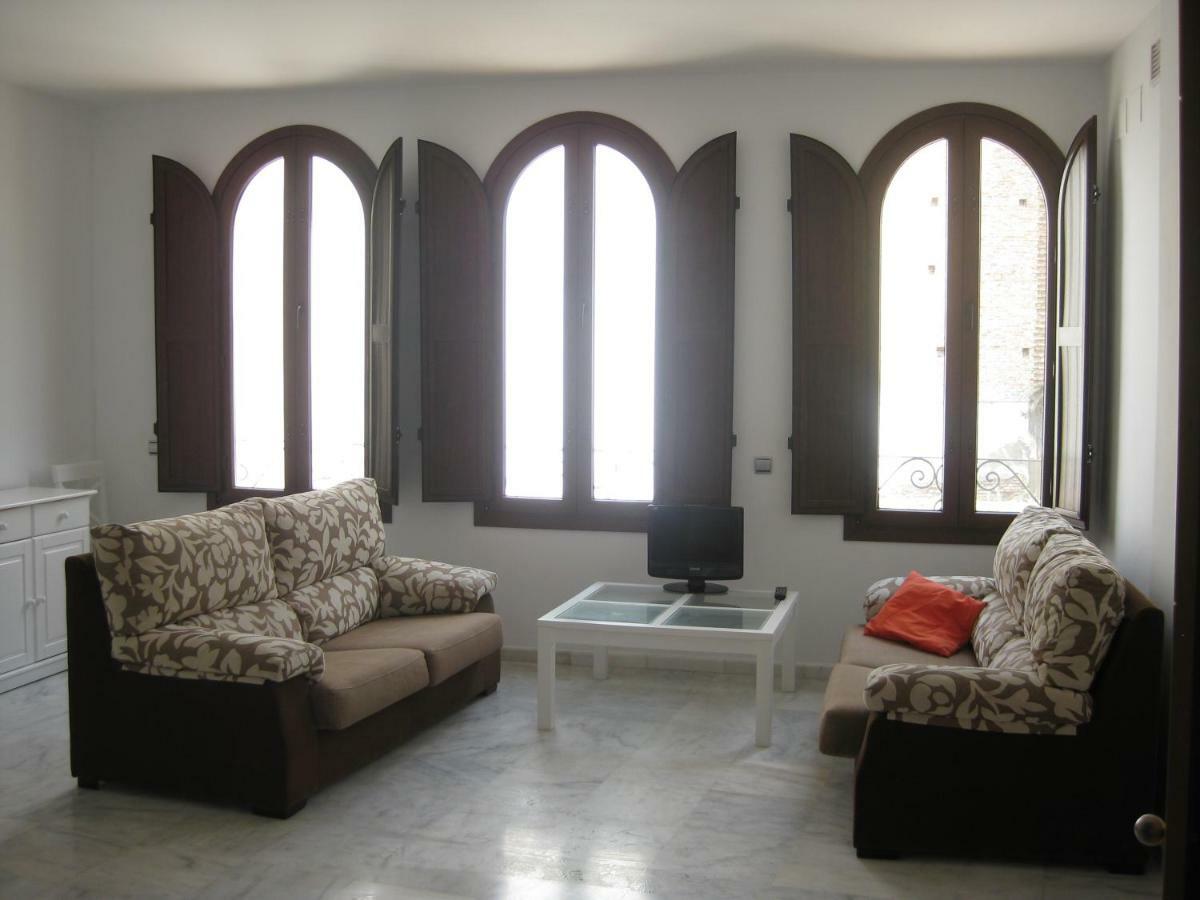 Apartment Bustos Tavera