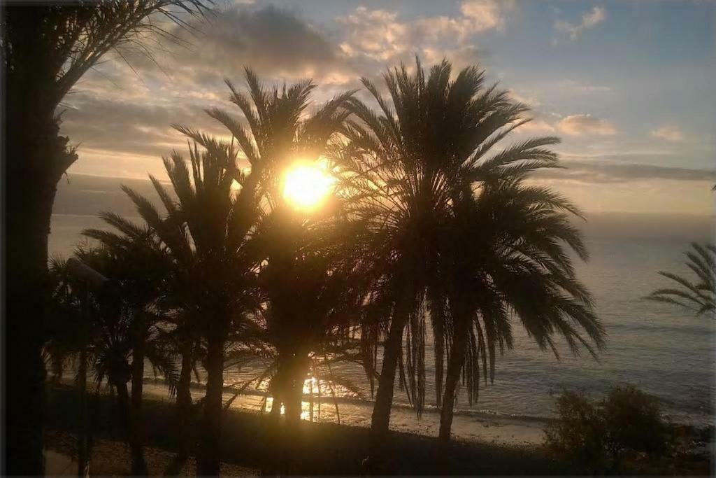 Relax In Front Of The Sea * San Bartolomé