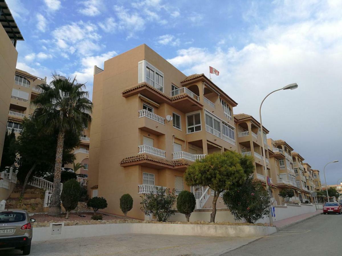 Economical House By Sea * La Mata (Torrevieja)