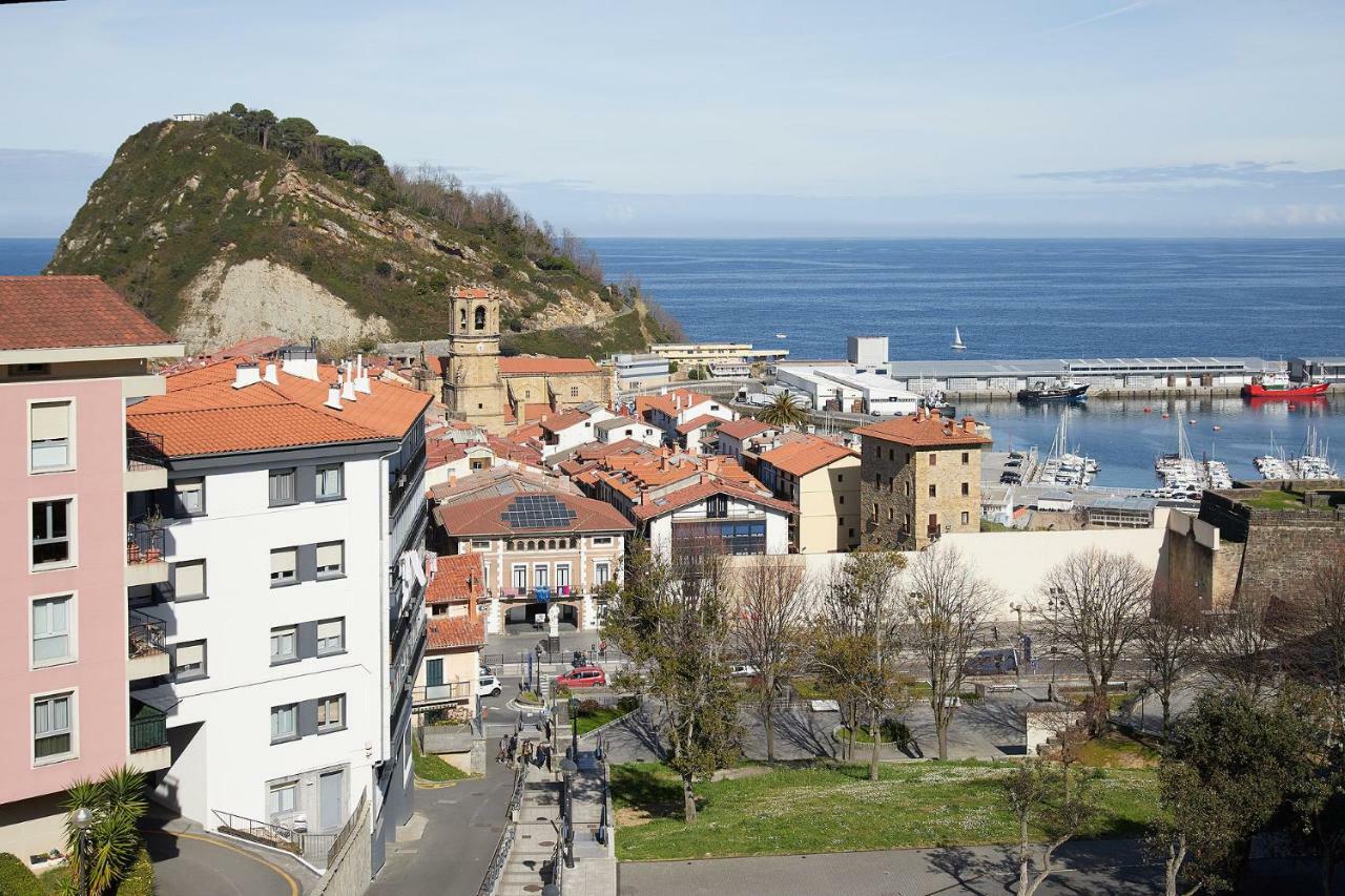 Balentziaga Terraza Y Parking * Getaria