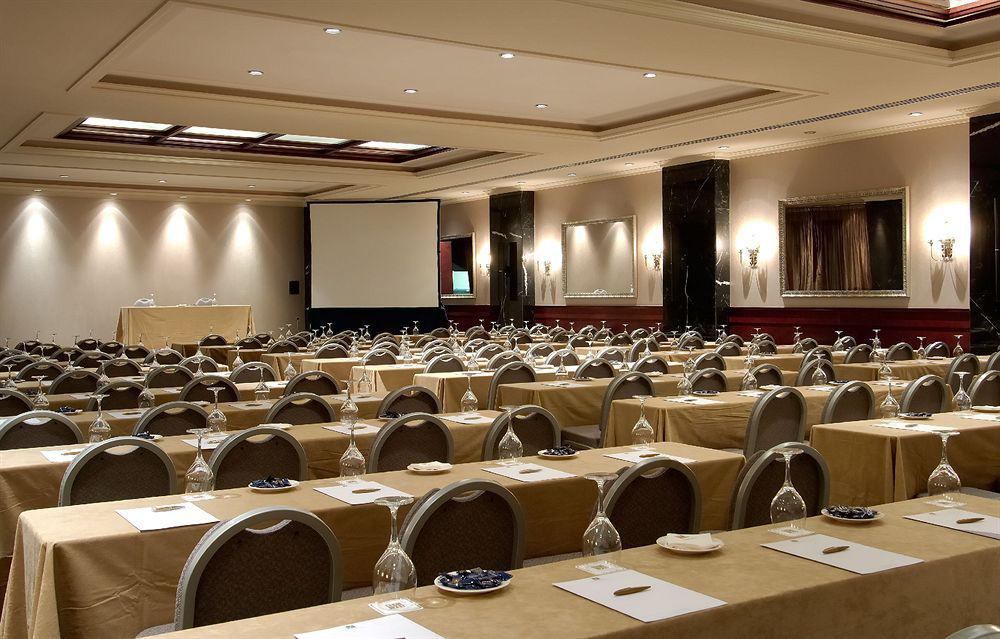 Center Hotel 4*
