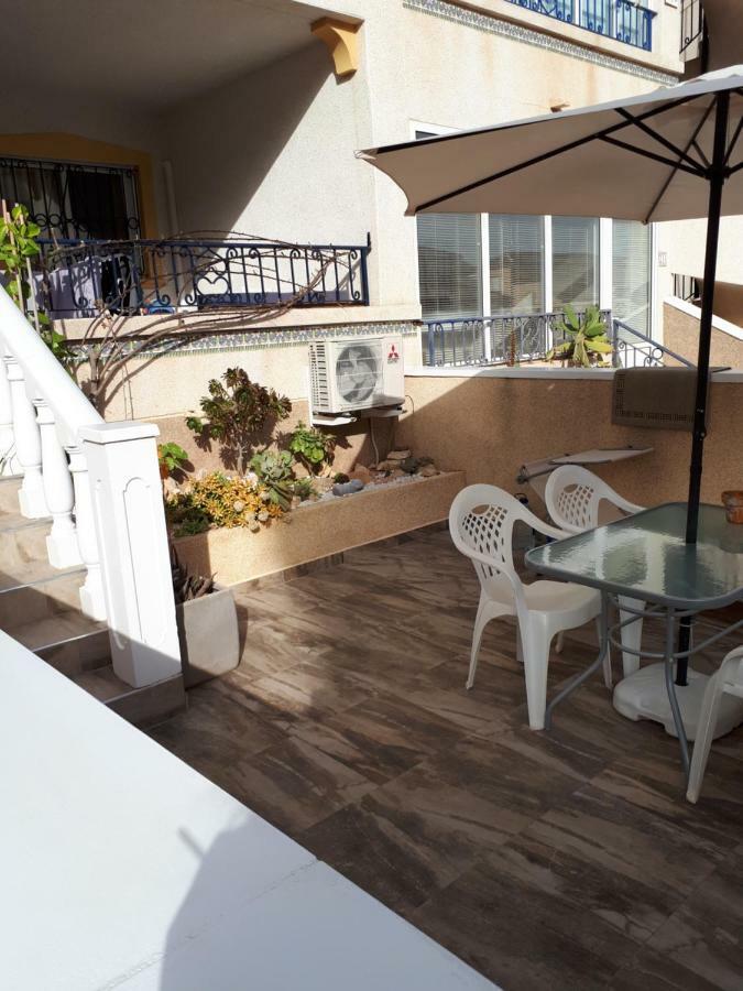 Spanische Bungalow In Kurort Apartment