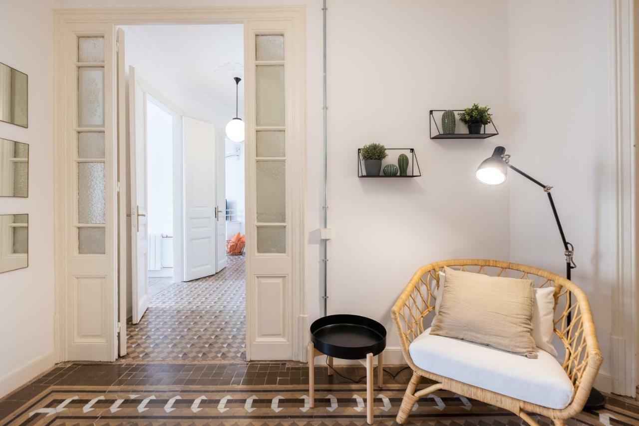 B32-sunny And Modernist For Groups In Center Apartment