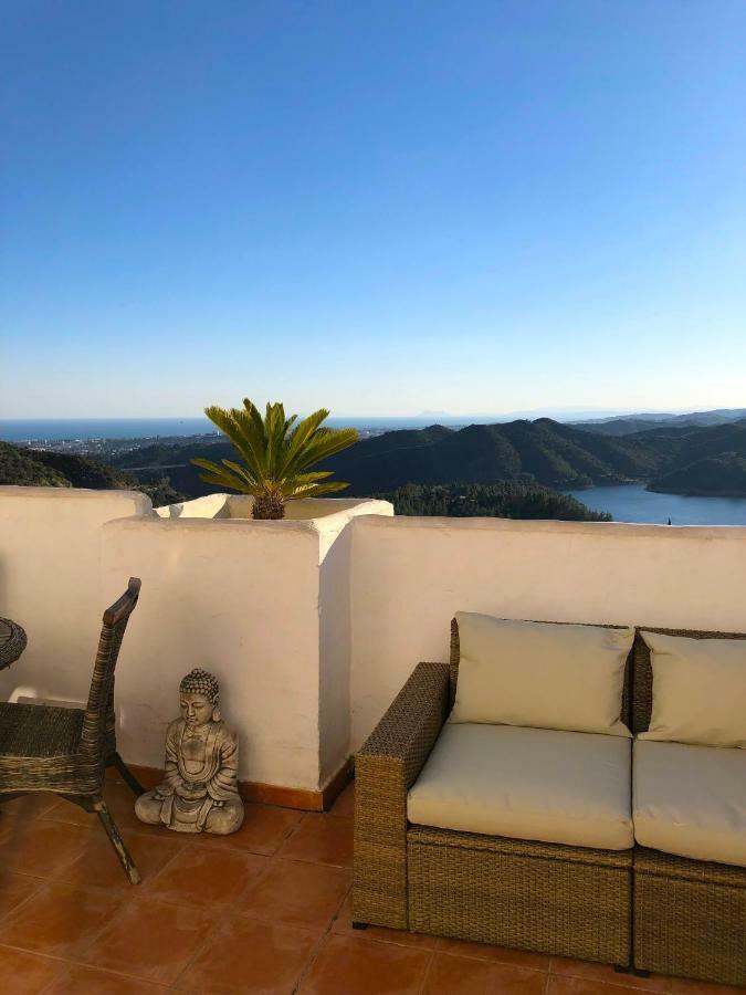 Luxury Duplex With Views. Сasa de vacaciones *