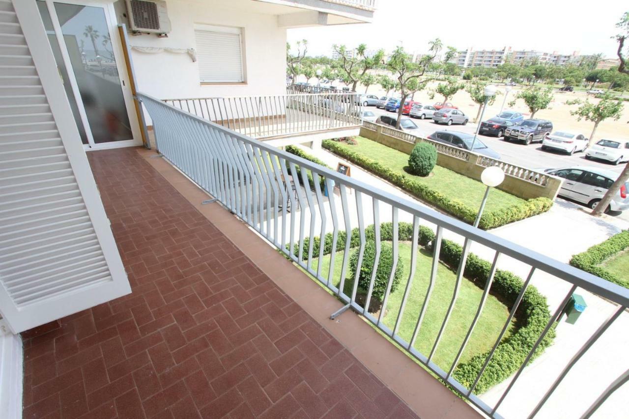 Carrer De Victoria Dels Angels, 11 Apartment