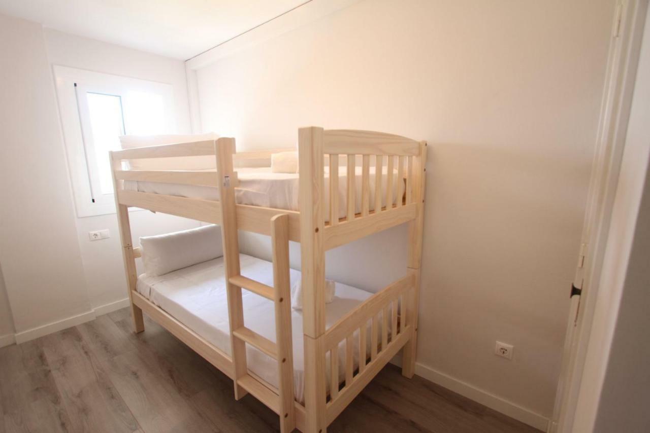 Apartment Carrer De Victoria Dels Angels, 11 *
