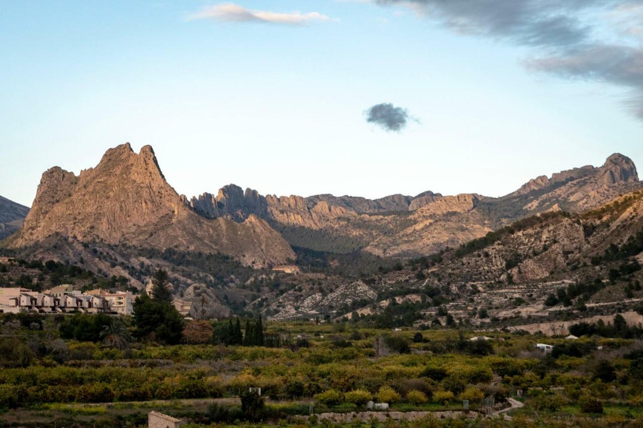 Casa Costa Blanca Rustic Mountain Views Sleeps 8 *