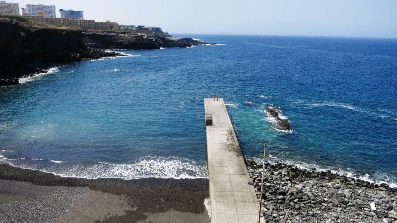 100 Meters From The Ocean * Callao Salvaje