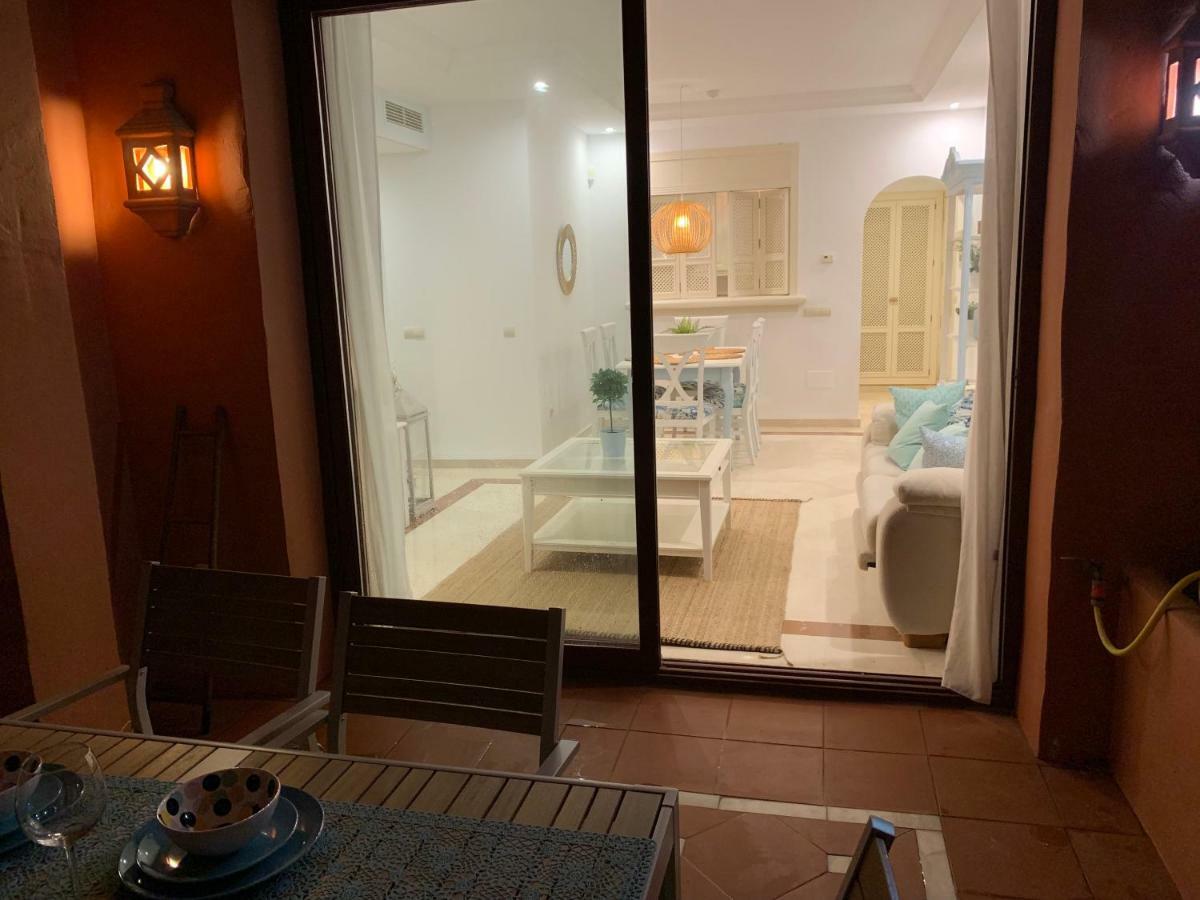 Beachside In Apartment *