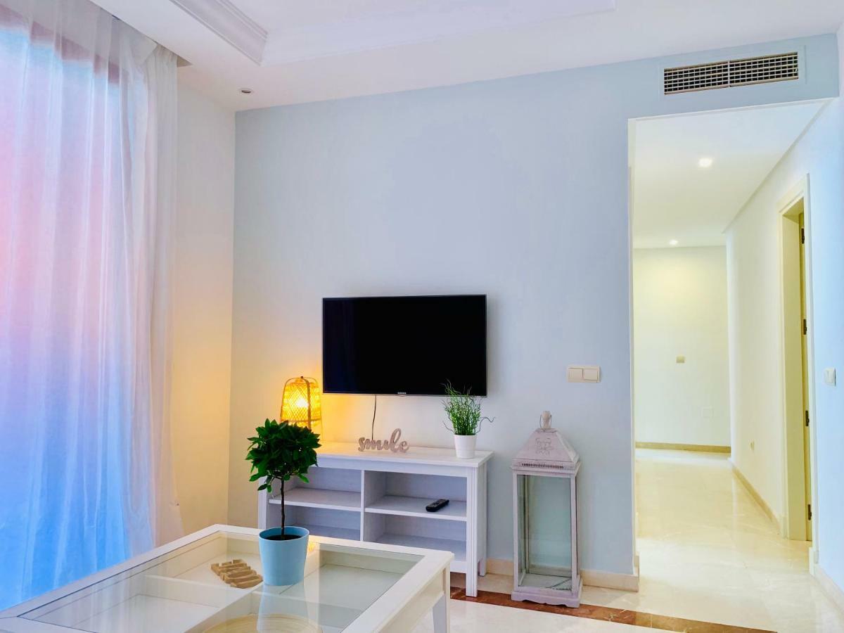 Beachside In Apartment Marbella